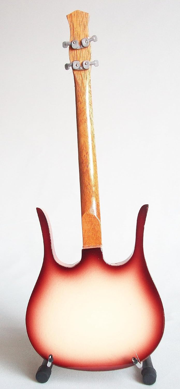 Maneskin Victoria Angelis Victoria Danelectro Lyre Miniature Bass Guitar