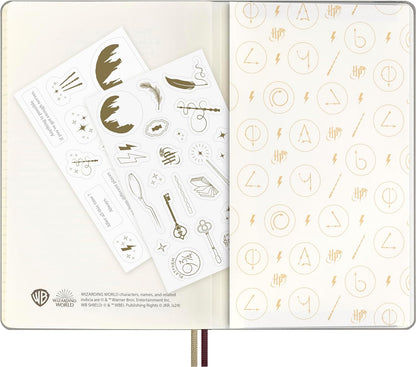 Moleskine Weekly Planner Wizarding World Harry Potter Spells Collection Wingardium Leviosa, 12-Month Weekly Planner, Phosphorescent Hardcover, Large Size 13 x 21 cm