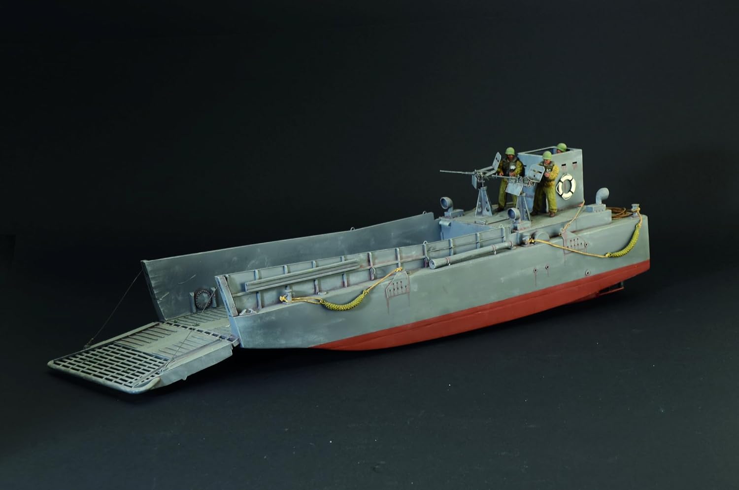 Italeri 6755 1:35 LCM 3 (Landing Craft Mechanized) Model Building Kit, Standing Model Building, Crafts, Hobby, Gluing, Plastic Kit, Military Kit