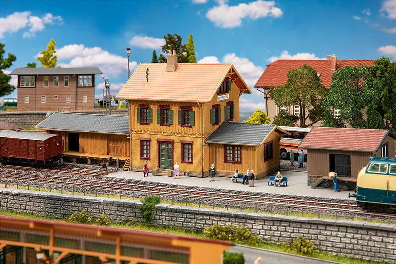 Faller - 1/87 STATION KUPFERZELL (4/24) *