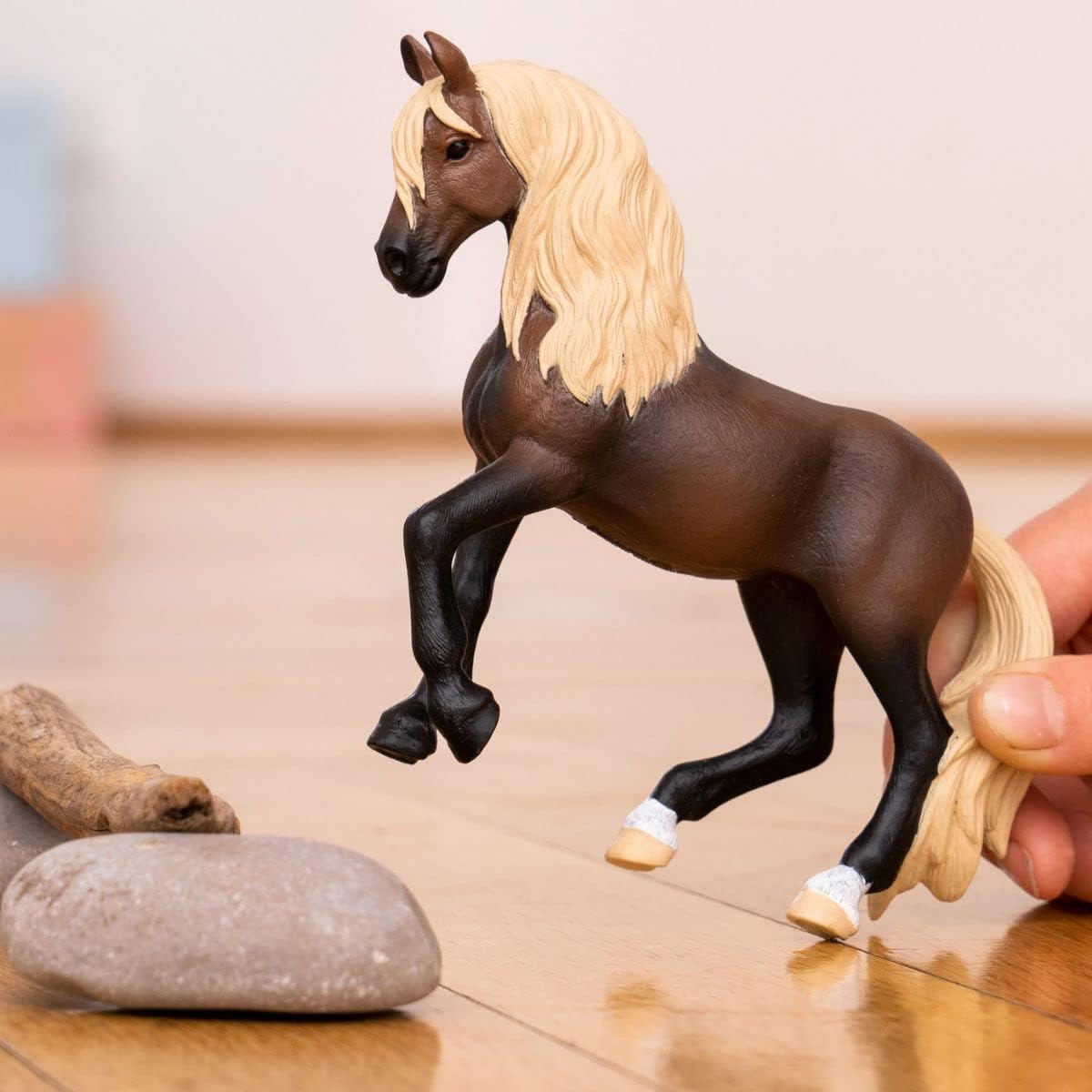 SCHLEICH 13952 HORSE CLUB Paso Peruano Stallion Figurine for ages 5+