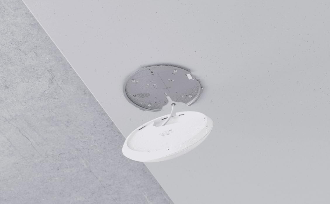 Ubiquiti U7-Pro UniFi Tri-Band WiFi 7 Access Point Ceiling Mountable PoE+