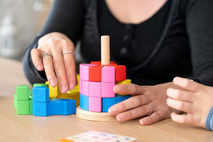 GIGAMIC Katamino Tower - Logic Game with Wooden Pieces, 3 Game Modes, 44,138 Solutions, Ages 10+