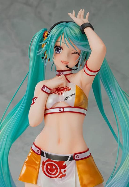 Hatsune Miku GT Project statuette PVC 1/7 Racing Miku 2010 Ver. Art by Kentaro Yabuki 18 cm