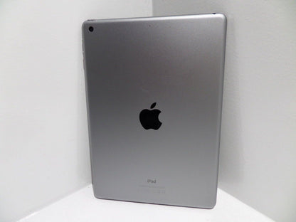 Apple iPad 9.7" 2017 32GB Wi-Fi - Space Grey