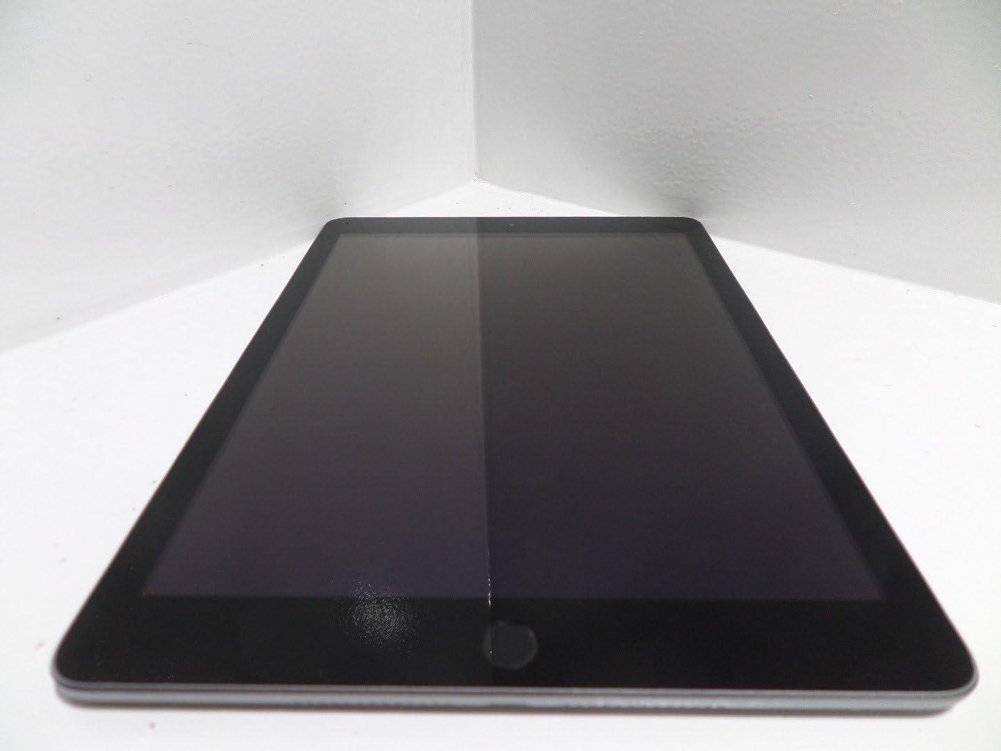 Apple iPad 9.7" 2017 32GB Wi-Fi - Space Grey
