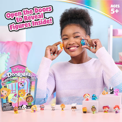 Just Play Just Play 44797 Disney Doorables Peek Technicolor Takeover, Multi-Color, 1.5 inch Series 11