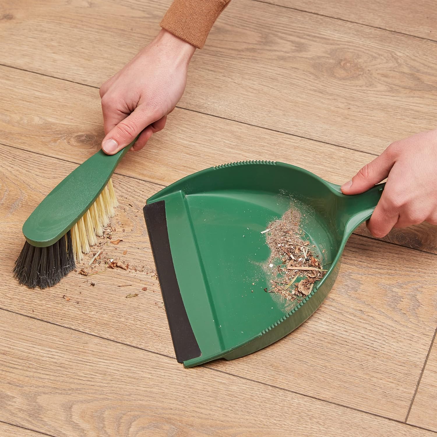 Spontex Eco Green Handfeger Set aus 100% recycelten Materialien, 2 Arten von Borsten, effiziente und schnelle Reinigung, 1 Set