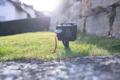 Brennenstuhl Gartensteckdose mit ErdspieB IP44 4x