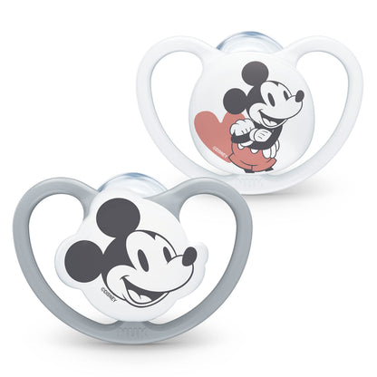 NUK Space Schnuller | 6-18 Monate | Schnuller mit extra Belüftung | BPA-freies Silikon | Disney Mickey Maus | grau und weiß | 2 Stück 6-18m Standard Mickey Maus