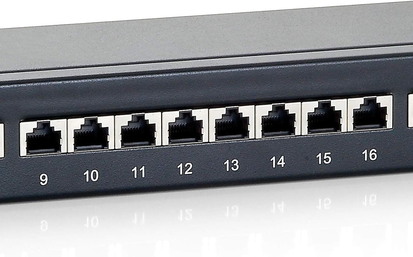 Equip C6 24-Port Patch Panel Black 24 Ports black