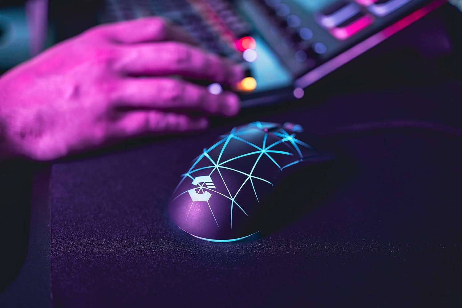 Speedlink CORAX Gaming Mouse with cable, multi-colour LED lighting, USB connection, 5 programmable buttons PC mouse wired, DPI switch up to 3,200 dpi, sheathed cable, black