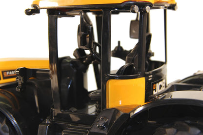 JAMARA JCB Fastrac Tractor 1:16 2.4GHz - Engine Sound (Can Be Turned), Reversing Warning Sound, Horn, 2 Wheel Drive, Profiled Rubber Tyres, LED Light, Indicator, Auto Standby and Demo Mode