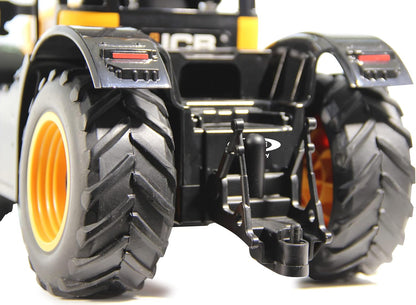 JAMARA JCB Fastrac Tractor 1:16 2.4GHz - Engine Sound (Can Be Turned), Reversing Warning Sound, Horn, 2 Wheel Drive, Profiled Rubber Tyres, LED Light, Indicator, Auto Standby and Demo Mode