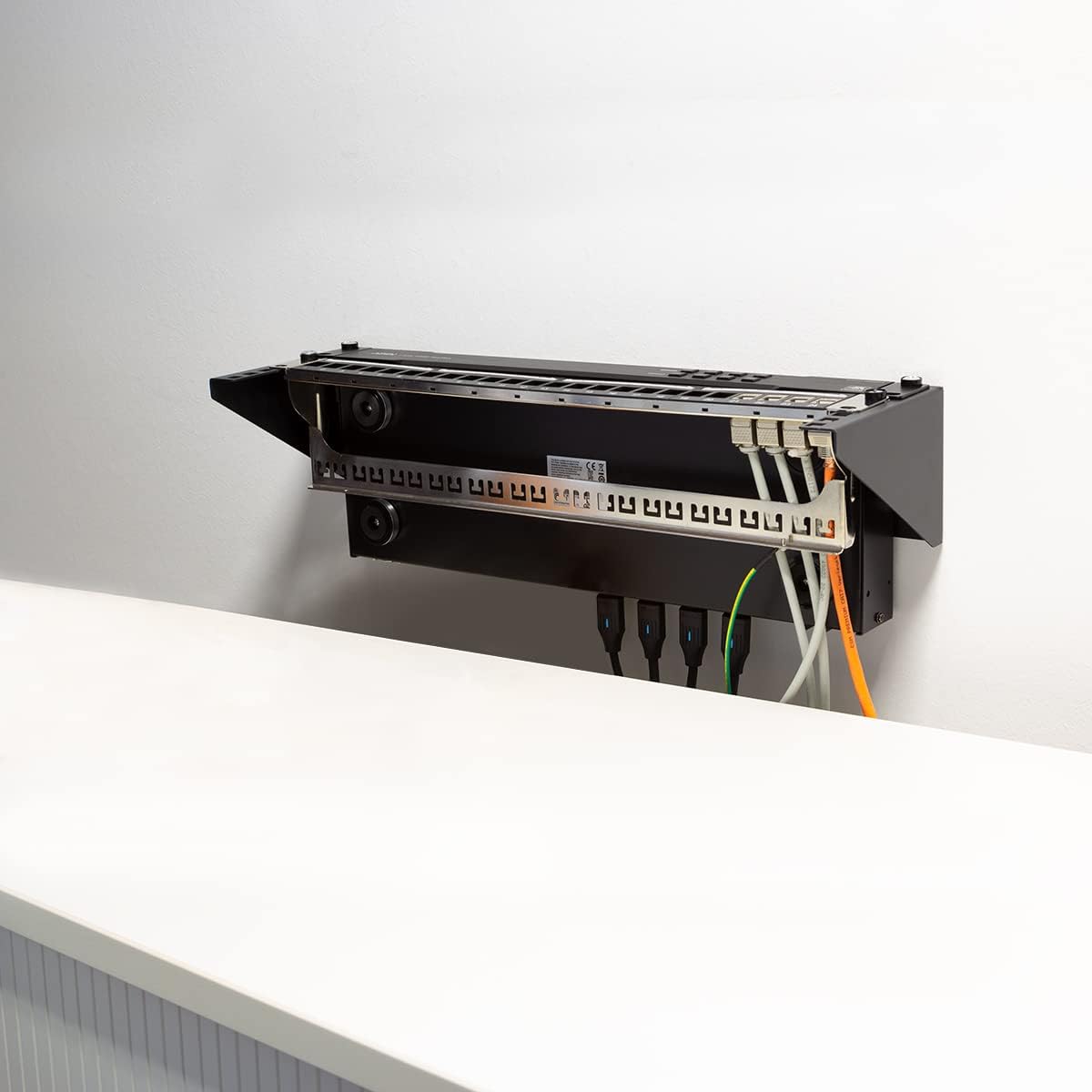 Logilink Wandhalterung vertikal 19/ Untertischhal