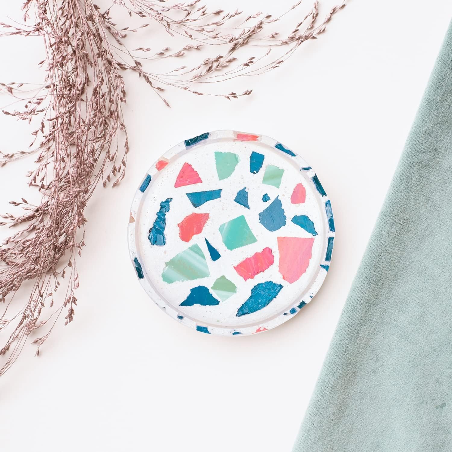 Thumbs Up DIY Terrazzo Jewellery Tray - Trinket Tray
