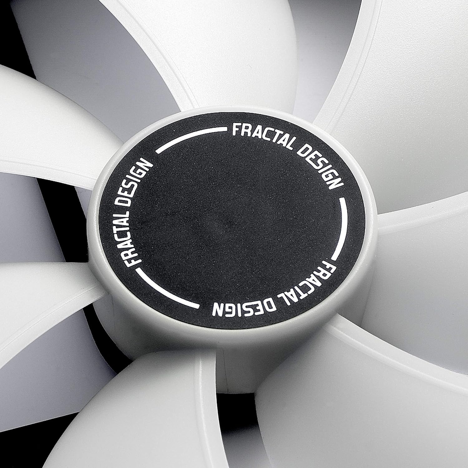 Fractal Design Prisma SL-12 – 120mm Silent Computer Fan - Six green vibrantly coloured LEDs - Optimized for Silent Computing - LLS-Bearings - TripWire Technology - Green (Single)