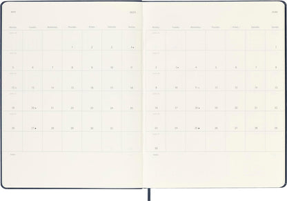 Moleskine Weekly Planner, Weekly Agenda with Space for Notes 12 Months 2025, Hard Cover and Elastic Closure, Sapphire Blue Color, Extra Large Format 19x25 cm