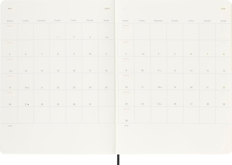 Moleskine Weekly Planner, Weekly Agenda with Space for Notes 12 Months 2025, Soft Cover and Elastic Closure, Black Color, Extra Large Format 19x25 cm