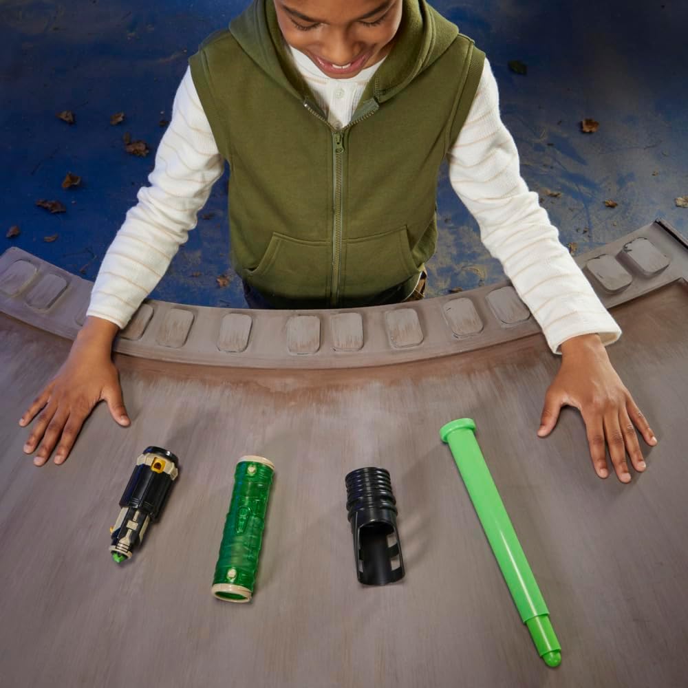 Star Wars Lightsaber Forge Kyber Core Luke Skywalker, Green Customizable Lightsaber