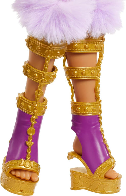 Monster High Clawdeen Wolf-Puppe mit glamourösem Festival-Outfit und Festival-Zubehör wie Snacks, Bandposter, Statement-Tasche und mehr, HXH80