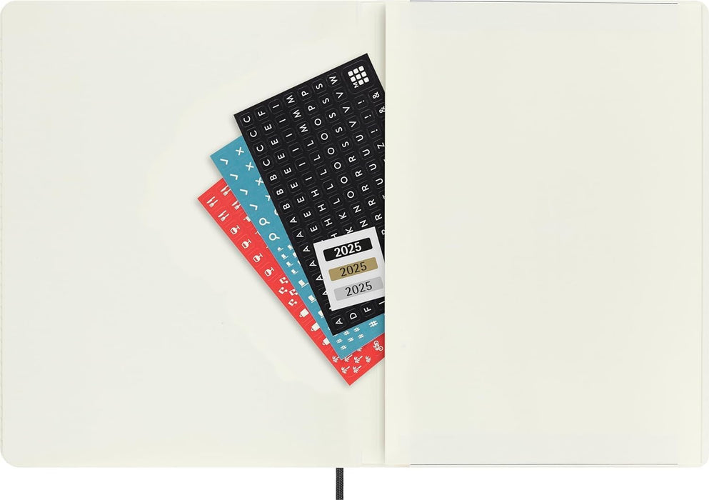 Moleskine Monthly Planner, 12-Month Agenda 2025, Soft Cover and Elastic Closure, BlackColor, Extra Large Format 19x25 cm