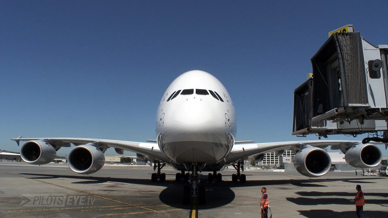 PilotsEYE.tv | A380 SAN FRANCISCO |:| Blu-ray Disc® |:| Flightdeck LUFTHANSA | A380 | The final flights of JR | Bonus: Toulouse Simulator