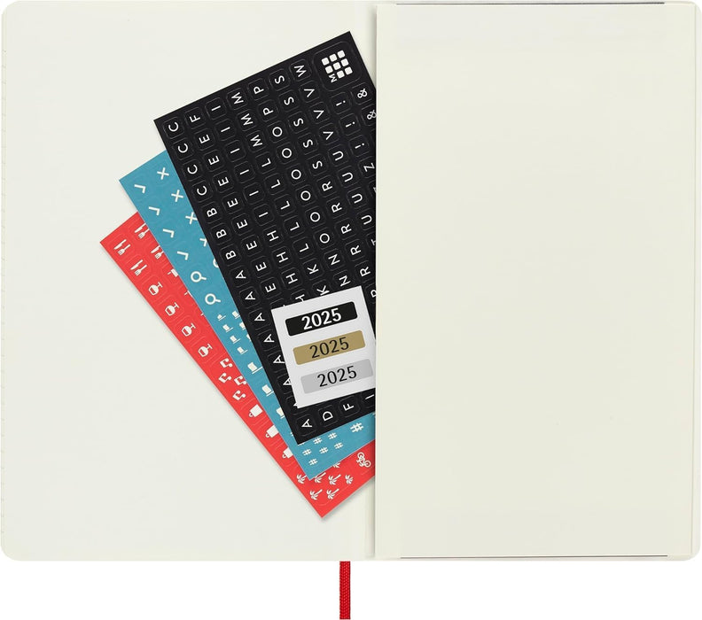 Moleskine Weekly Planner, Weekly Agenda with Space for Notes 12 Months 2025, Soft Cover and Elastic Closure, Scarlet Red Color, Large Format 13x21 cm