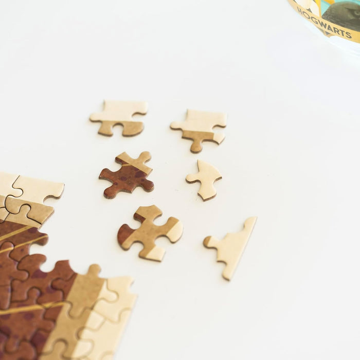 Grupo Erik Harry Potter Puzzle Gryffindor Hogwarts Haus – Sammler Puzzle 322 Teile in Zaubertrinkflasche - Offizieller Harry Potter Fanartikel