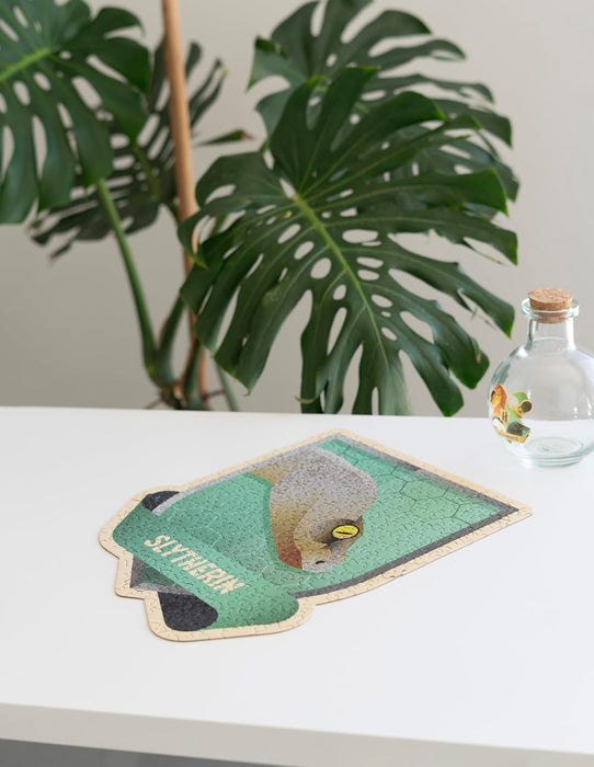 Grupo Erik Harry Potter Puzzle Slytherine Hogwarts Haus – Sammler Puzzle 322 Teile in Zaubertrinkflasche - Offizieller Harry Potter Fanartikel