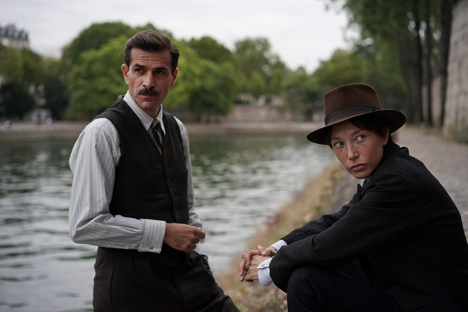 La garçonne, 6 épisodes