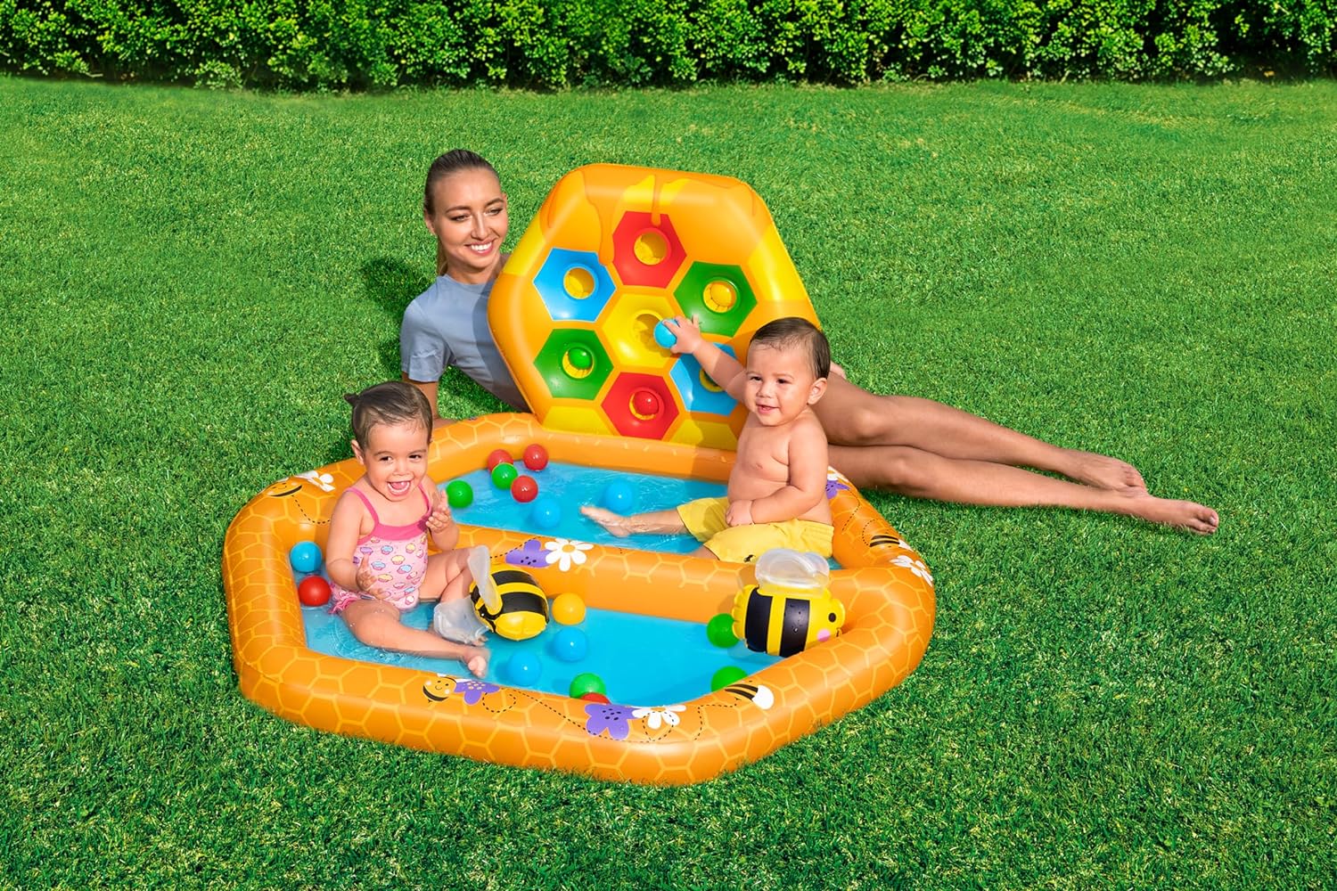 Bestway - Lil` Beehive Baby Pool & Ball Pit 2 In 1  (52639)