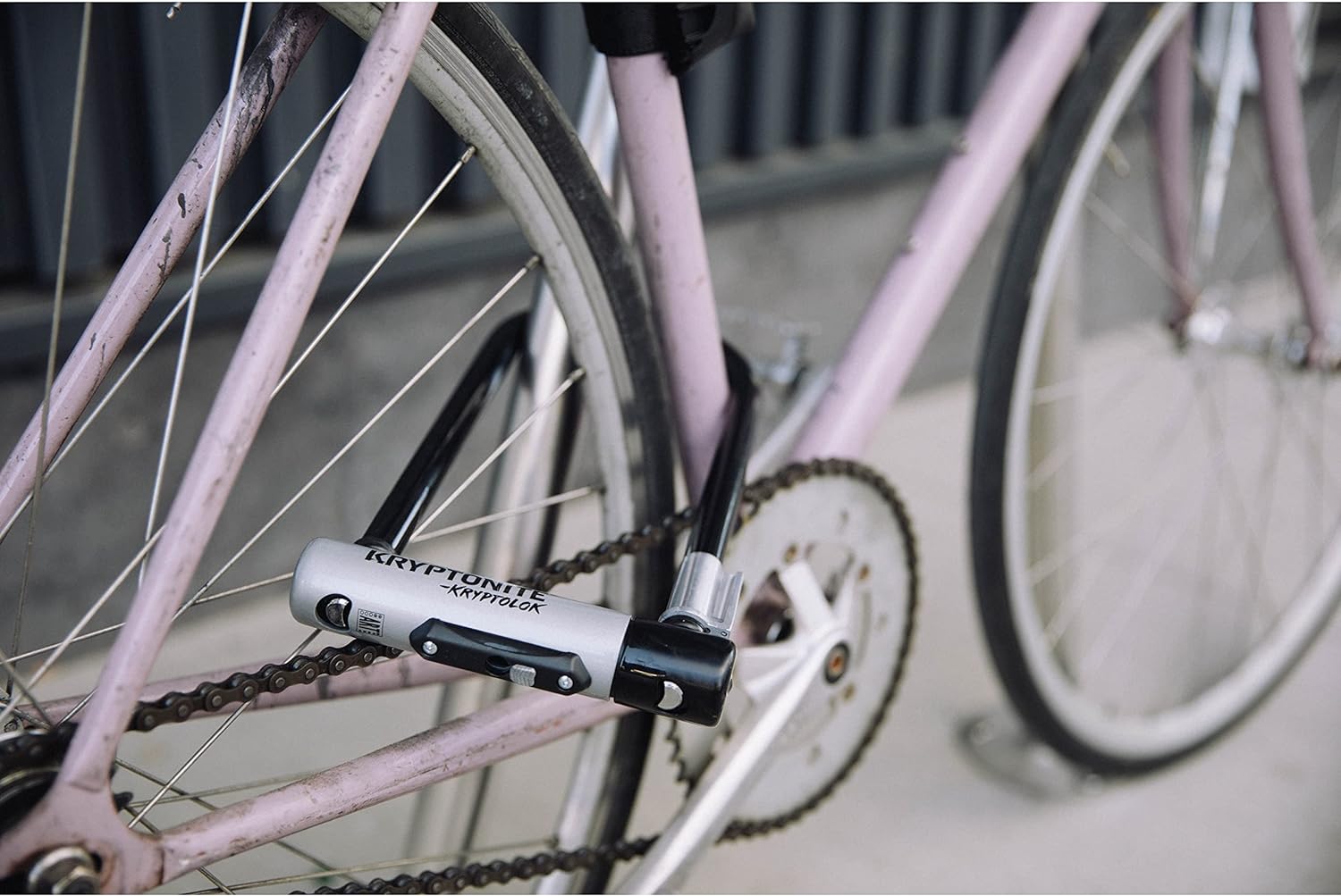 Kryptonite Kryptolok Standard U-Lock with Flexframe bracket Sold Secure Gold