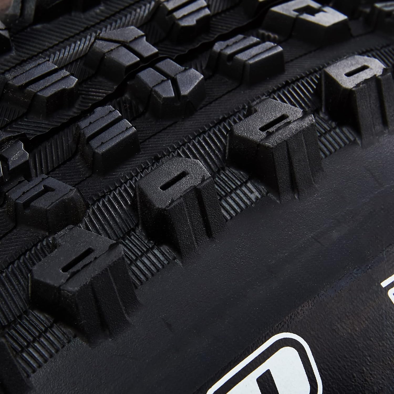 Maxxis Aggressor 26 x 2.30 60 TPI Folding Dual Compound EXO Tubeless Tyre