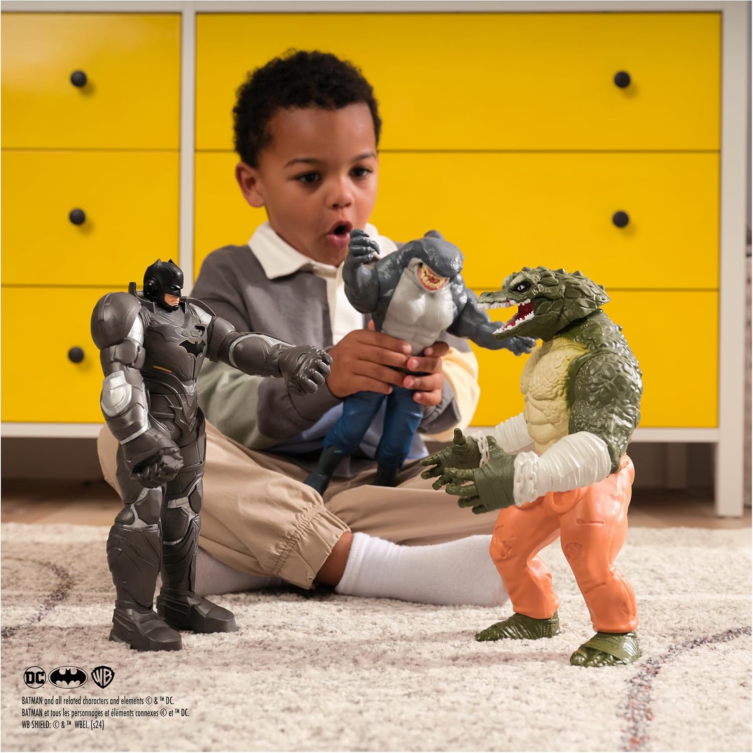 DC Comics, Batman Giant Series King Shark Action Figure, 30-centimetre Superhero Collectible Kids’ Toys for Boys and Girls Aged 3+