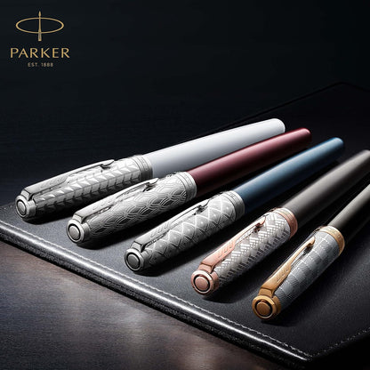 Parker Sonnet Fountain Pen | Red Lacquer with Gold Trim | Fine Nib | Gift Box Fine Nib Red Lacquer with Gold Trim