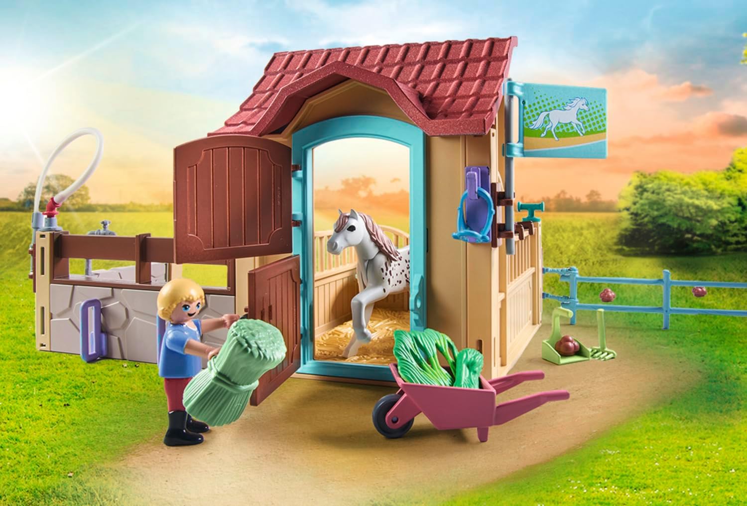 PLAYMOBIL Horses of Waterfall 71494 Reitstall, aufregende Reitabenteuer auf der Waterfall Ranch, mit vielfältigem Zubehör, detailreiches Spielzeug für Kinder ab 4 Jahren