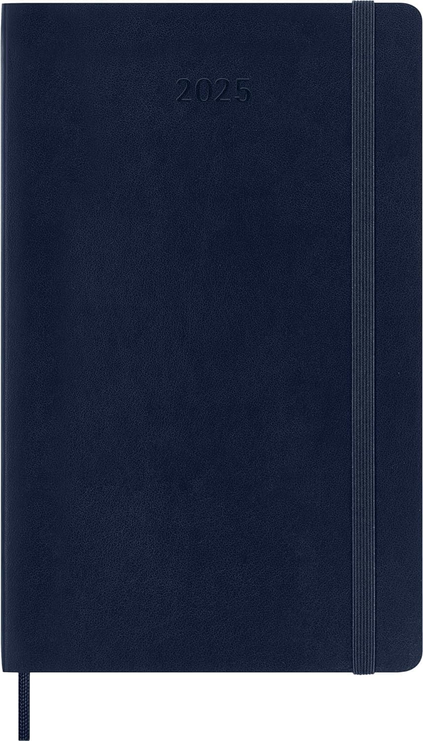 Moleskine Daily Planner, 12 Monate Tagesplaner 2025, Weicher Einband und Elastischer Verschluss, Farbe SaphirBlau, Großes Format 13x21 cm