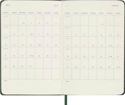 Moleskine Daily Planner, 12-Month Daily Agenda 2025, Hard Cover and Elastic Closure, Myrtle Green Color, Pocket Format 9x14 cm Hard Cover Pocket Myrtle Green