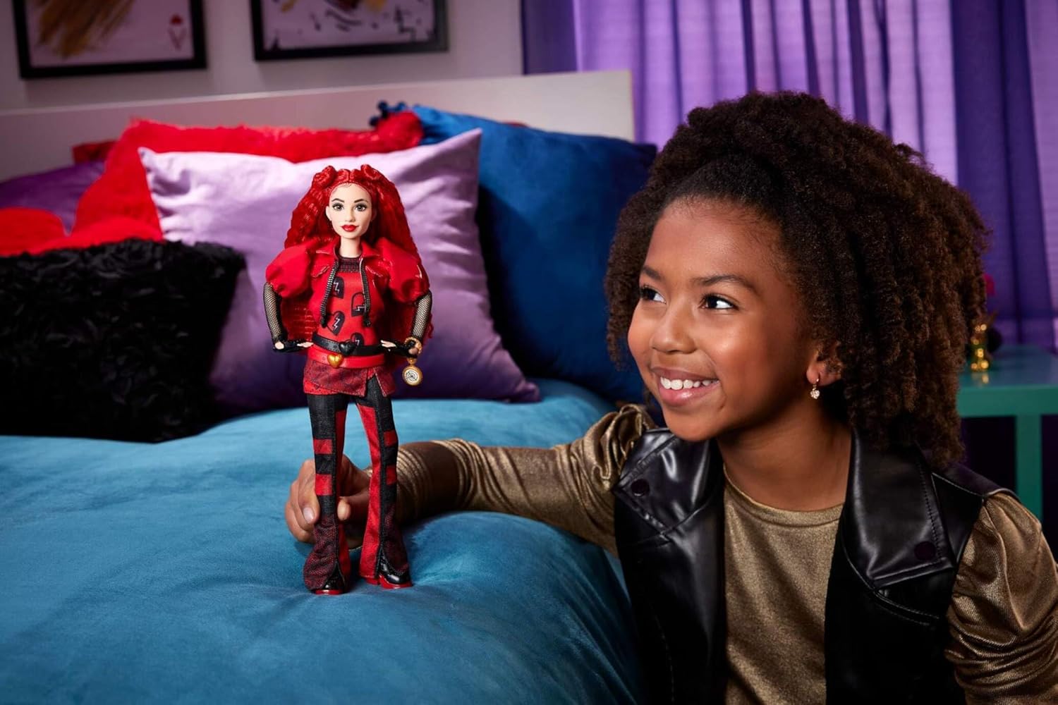Mattel Disney Descendants: The Rise Of Red Fashion Doll & Accessory, Red, Daughter of Queen of Hearts