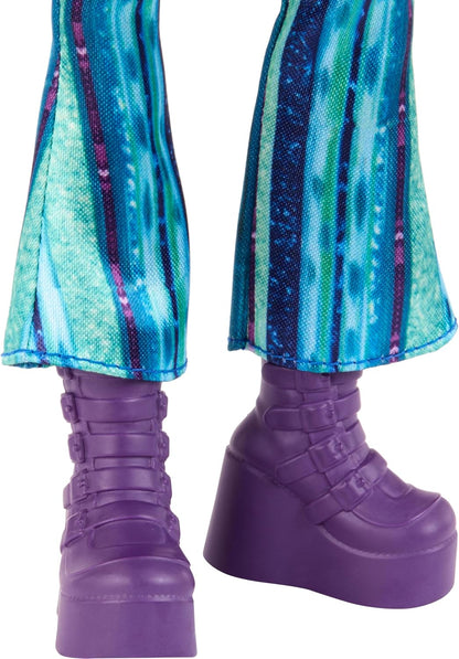 Mattel Disney Descendants: The Rise of Red Fashion Doll & Accessory - Uliana, Younger Sister of Ursula with Movie-Inspired Clothes & Necklace