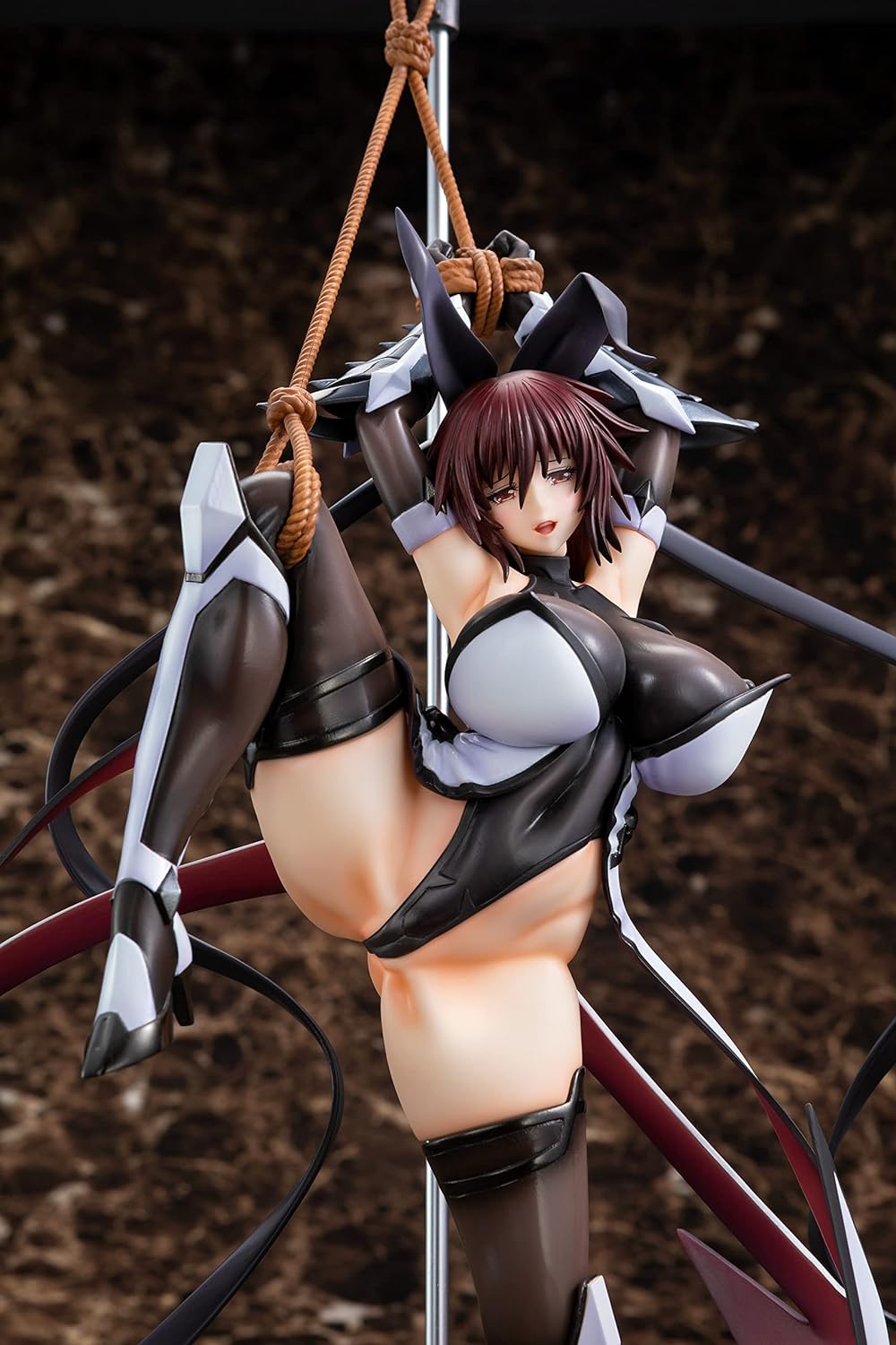 Queented Tsuma Shinobu Yukikaze 2 Mizuki Shiranui Restraint Ver. 1/7 Scale Plastic Painted Complete Figure