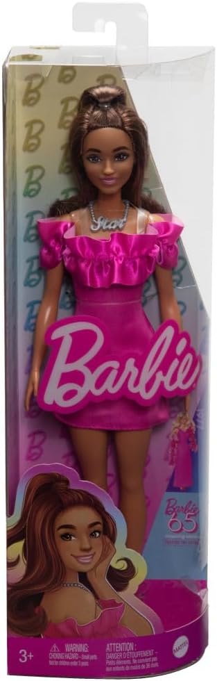 Barbie Fashionistas Muñeca n. 217, muñeca de Moda Coleccionable del 65. Aniversario con Pelo Ondulado castaño semirrecogido y Vestido Rosa - para niños y niñas + 3 años, HRH15