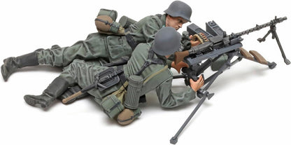 TAMIYA 35386 1:35 Figure Set German MG Troops (5) with WW2 Faithful Replica, Model Building, Plastic Kit, Crafts, Hobby, Gluing, Model Kit, Assembly, Unpainted