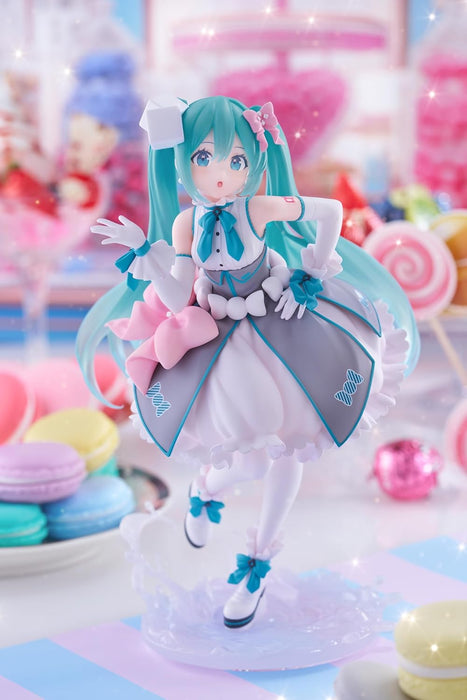 SQUARE ENIX CO, LTD. Hatsune Miku 39 Miku Day Anniversary 2nd Season Melty Sugar Ver. Statue 7" Hatsune Miku 1/8 Scale
