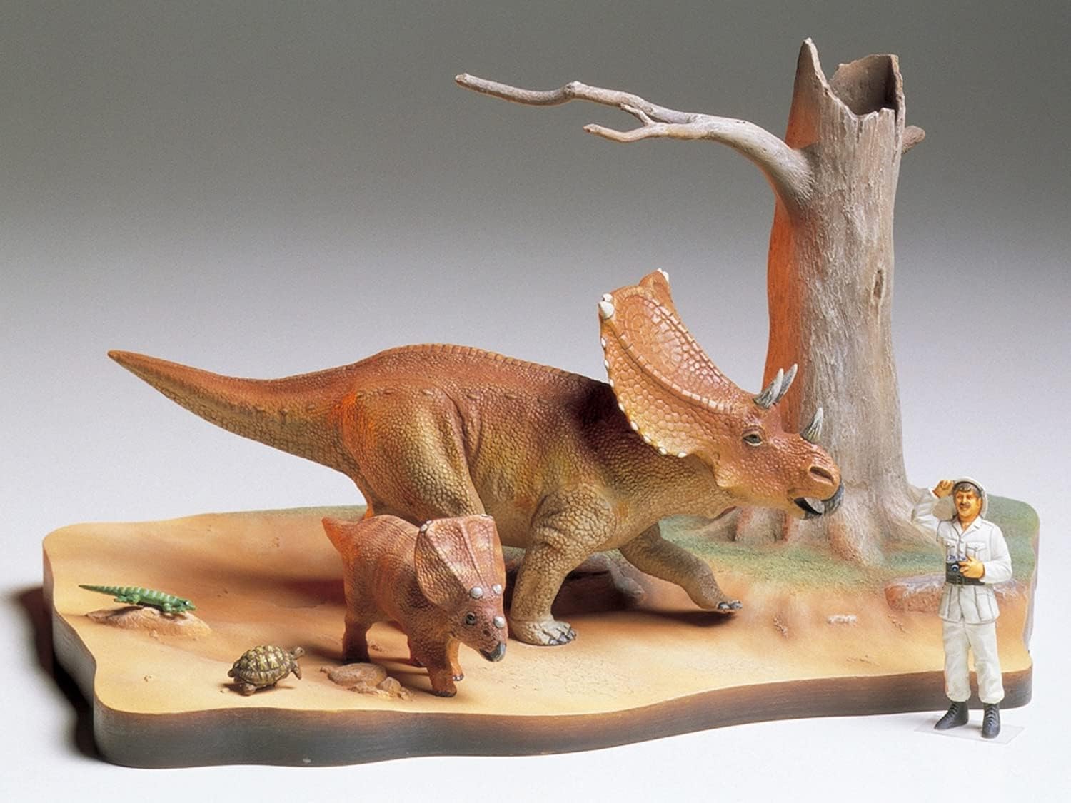 Tamiya 60101 Chasmosaurus Dinosaur Diorama Set Plastic Model Kit