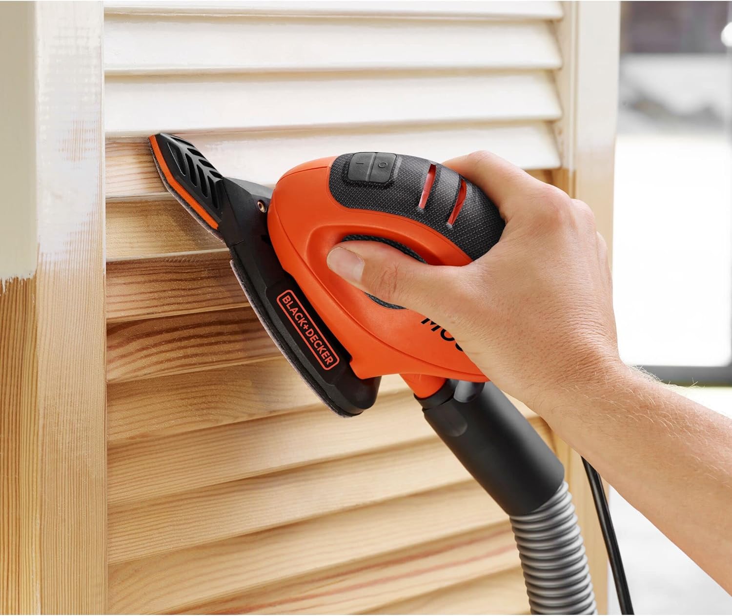 BLACK & DECKER - 55W MOUSE SANDER+6 SANDING SHEETS