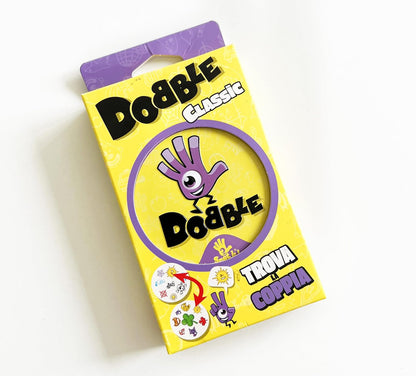 Asmodee: Dobble Classic Blister Eco, versión Mini, Divertido Juego de Cartas para Toda la Familia, 5 Mini Juegos, 2-8 Jugadores, a Partir de 6 años, edición en Italiano