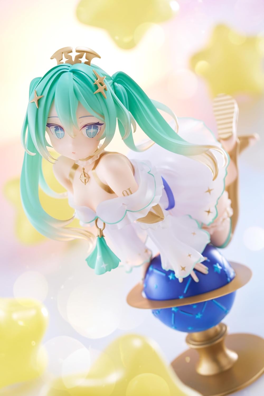 SQUARE ENIX CO, LTD. Hatsune Miku 39 Miku Day Anniversary 2nd Season Glittering Star Ver. Statue 7" Hatsune Miku 1/8 Scale