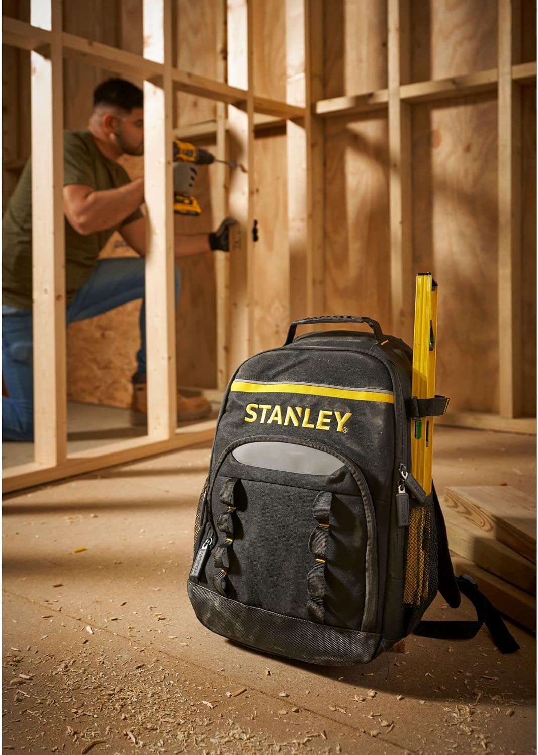 BLACK & DECKER - STANLEY BACK PACK